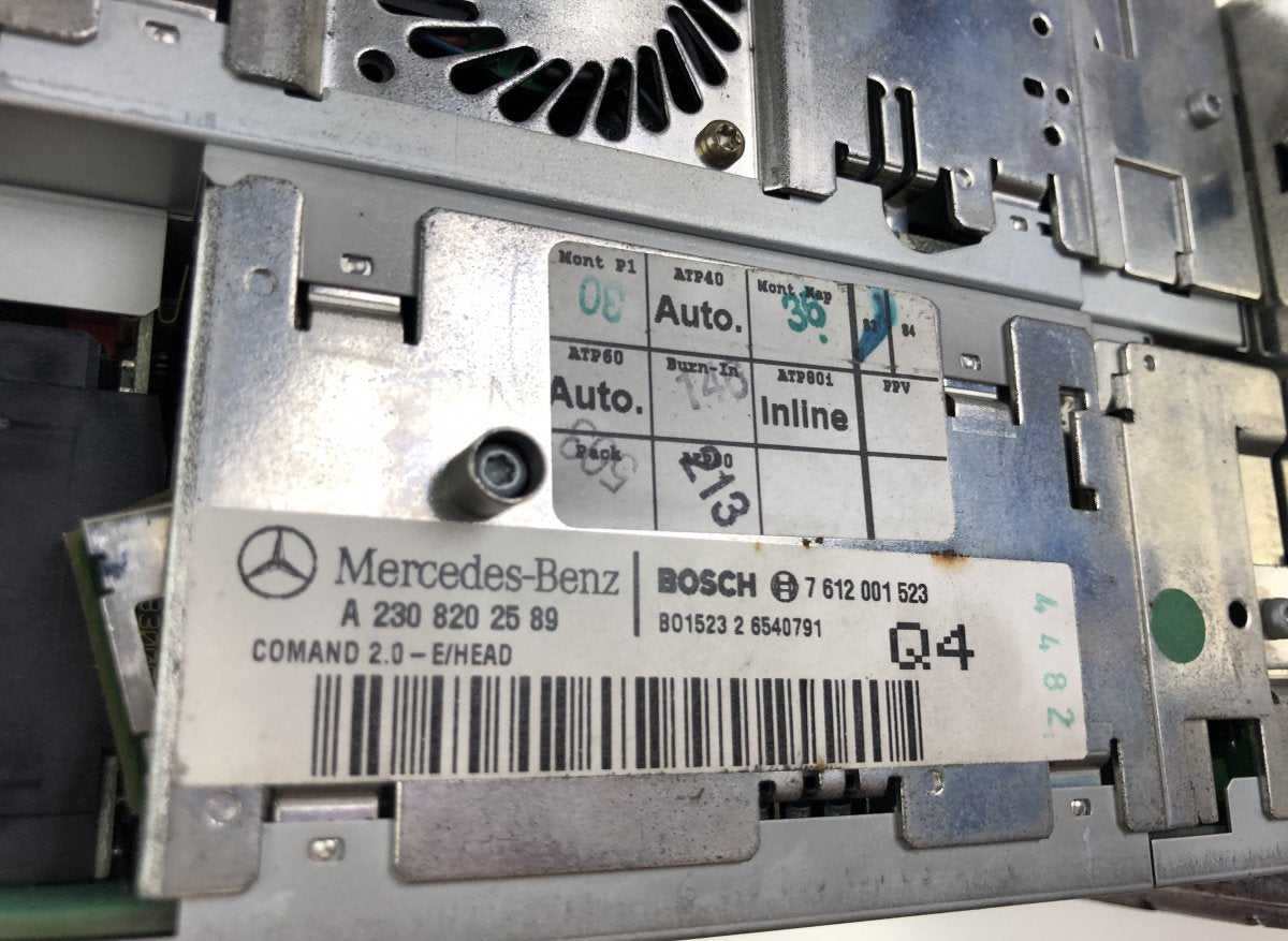 7612001523 8618001514 Radio MERCEDES-BENZ SL-CLASS (R230) (2001-2012)