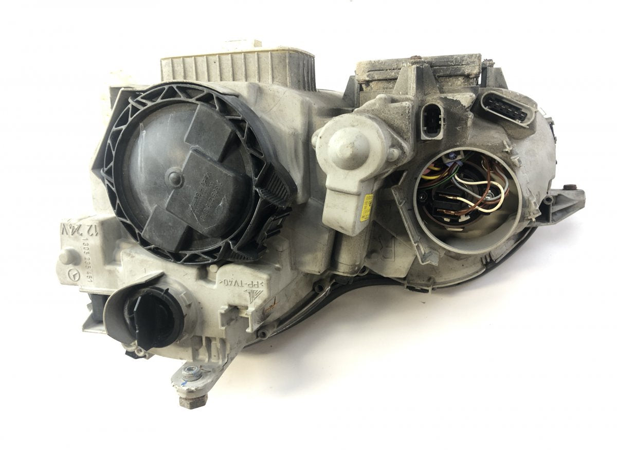 0301176476 Headlight right MERCEDES-BENZ SL-CLASS (R230) (2001-2012)