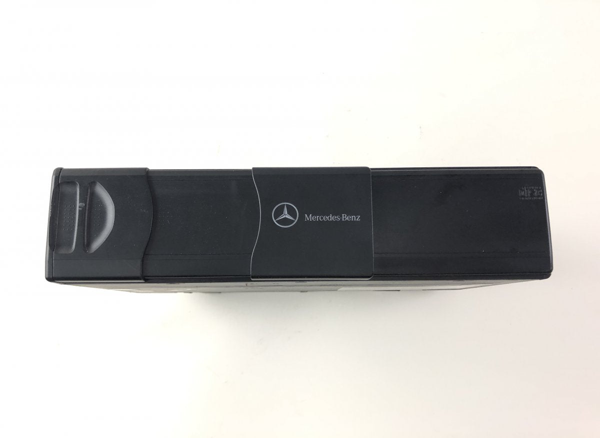 A2208274642 CD Changer MERCEDES-BENZ SL-CLASS (R230) (2001-2012)