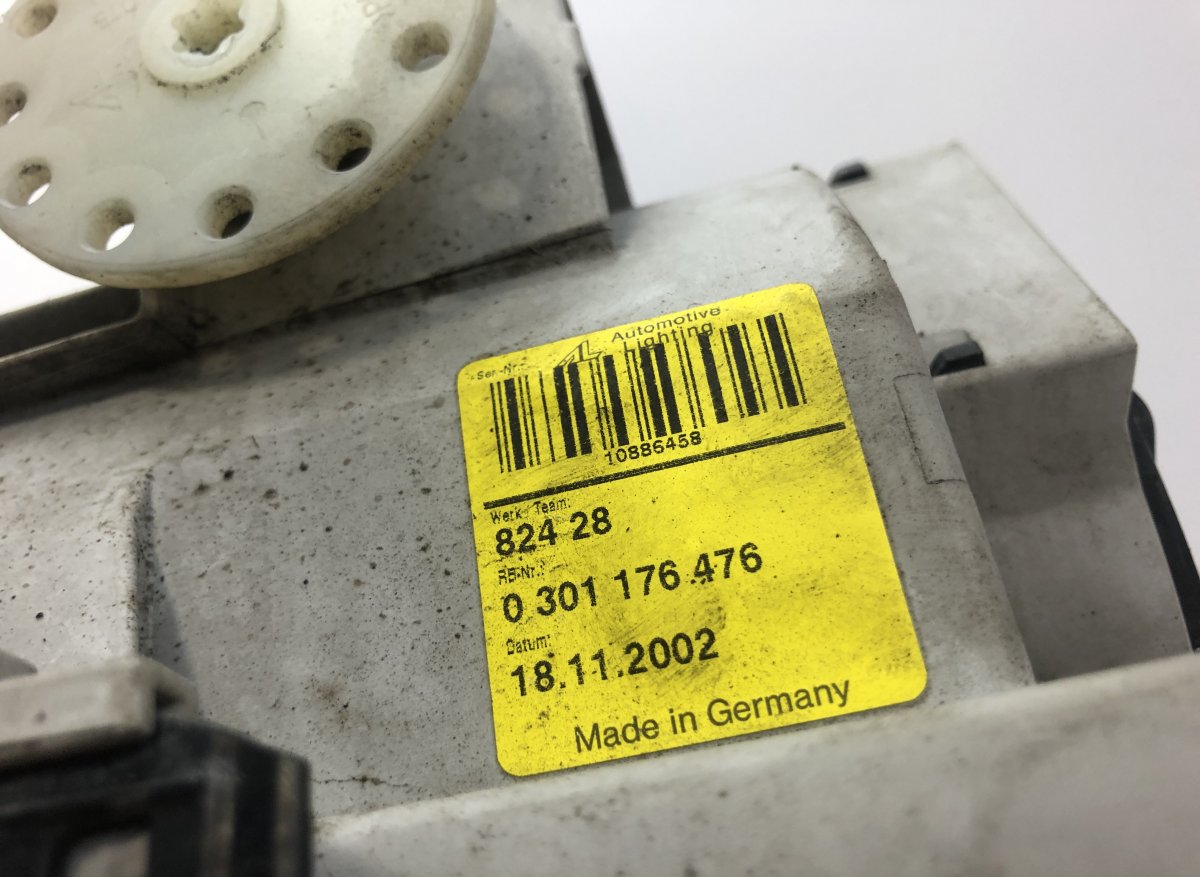 0301176476 Headlight right MERCEDES-BENZ SL-CLASS (R230) (2001-2012)