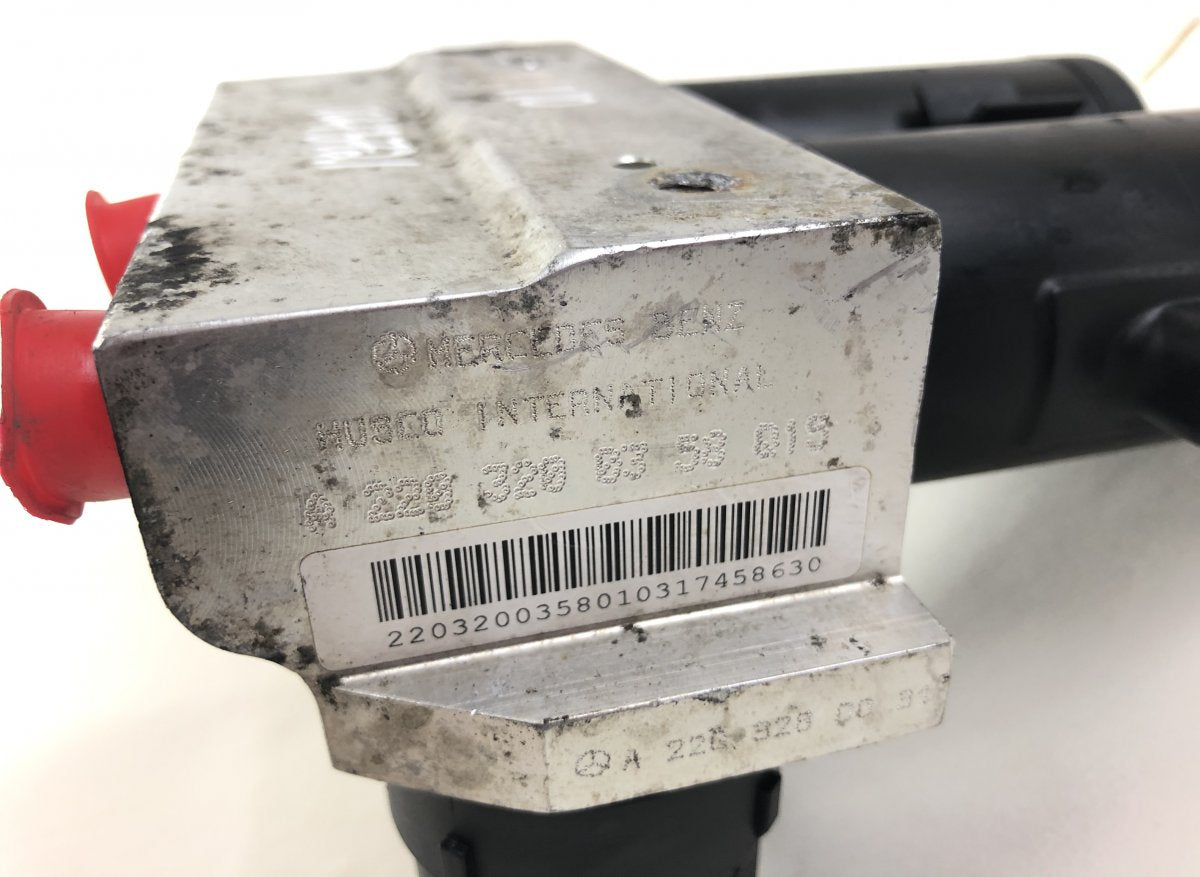 A2203200358 A2203201258 Air suspension / self-levelling suspension, other MERCEDES-BENZ SL-CLASS (R230) (2001-2012)