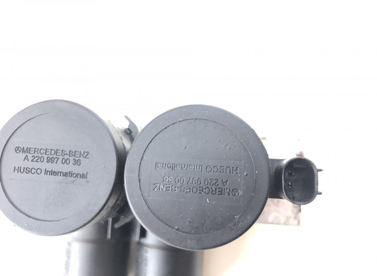A2203200358 A2203201258 Air suspension / self-levelling suspension, other MERCEDES-BENZ SL-CLASS (R230) (2001-2012)