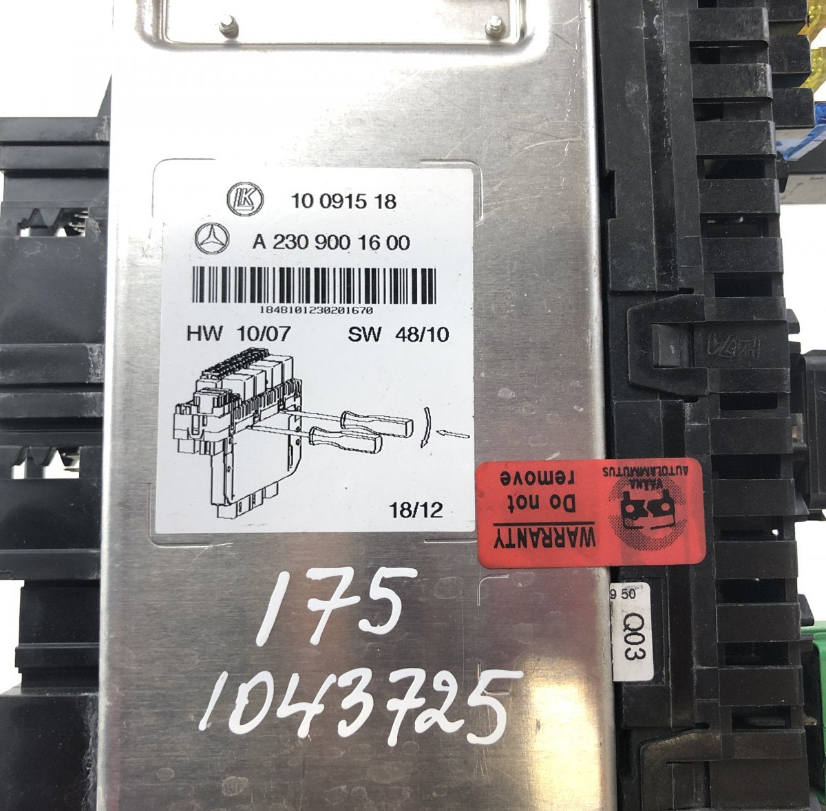 10091518 Fuse box MERCEDES-BENZ SL-CLASS (R230) (2001-2012)