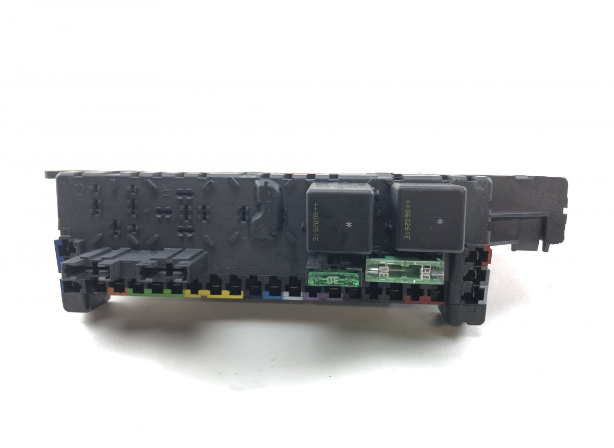 05045139 05045135 05045131 Fuse box MERCEDES-BENZ SL-CLASS (R230) (2001-2012)