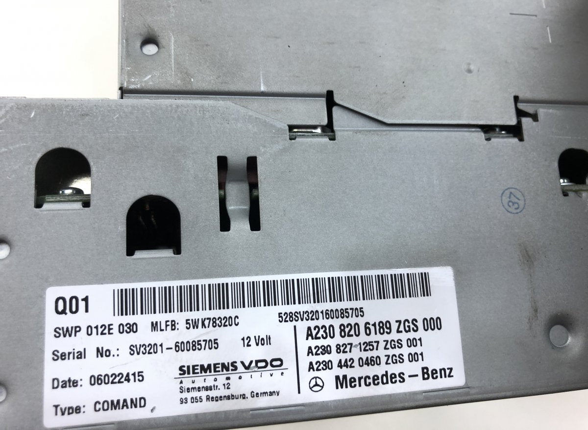 A2308205389 Radio MERCEDES-BENZ SL-CLASS (R230) (2001-2012)