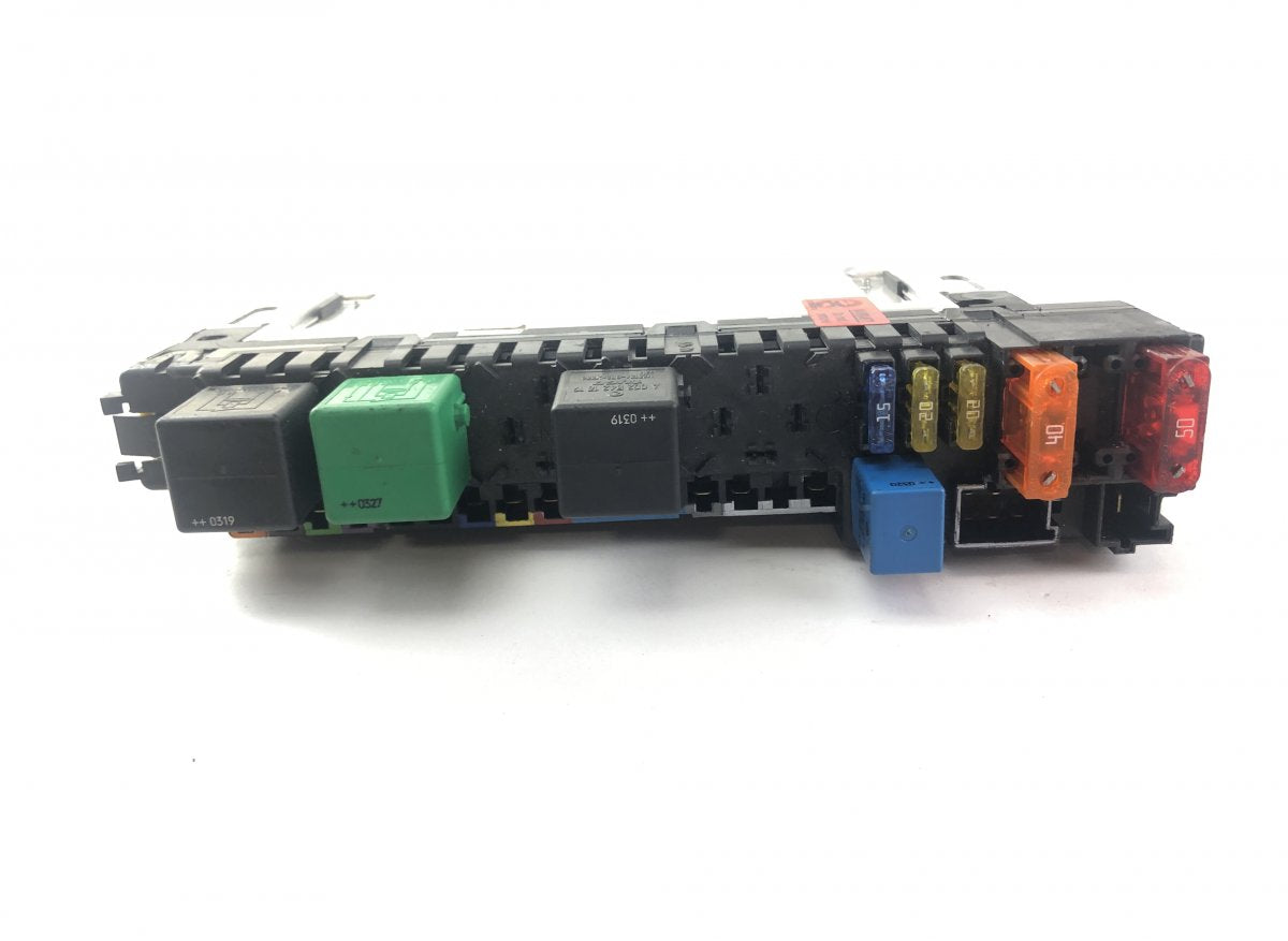 10091518 Fuse box MERCEDES-BENZ SL-CLASS (R230) (2001-2012)