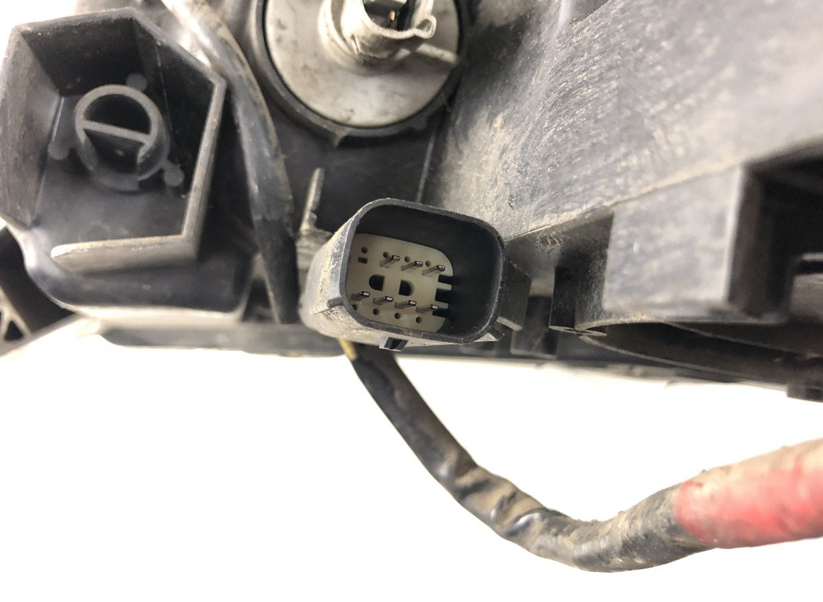 2019199 Headlight right FORD RANGER III (TKE, PX) (2011-2023)