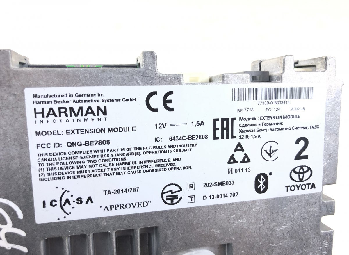 868400F020 Satellite navigation control unit TOYOTA AURIS (E18) 2012-2018