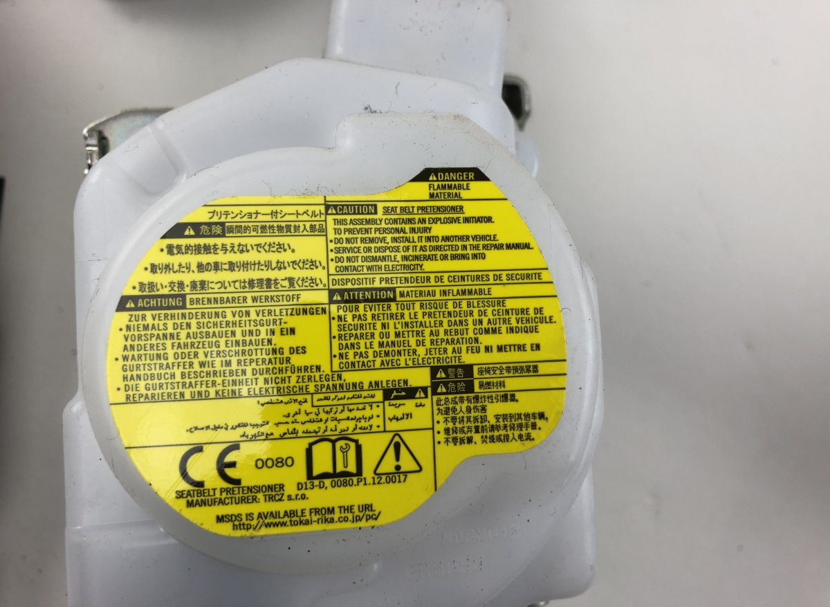 7322002610C0 Seat Belt Front Left TOYOTA AURIS (E18) 2012-2018
