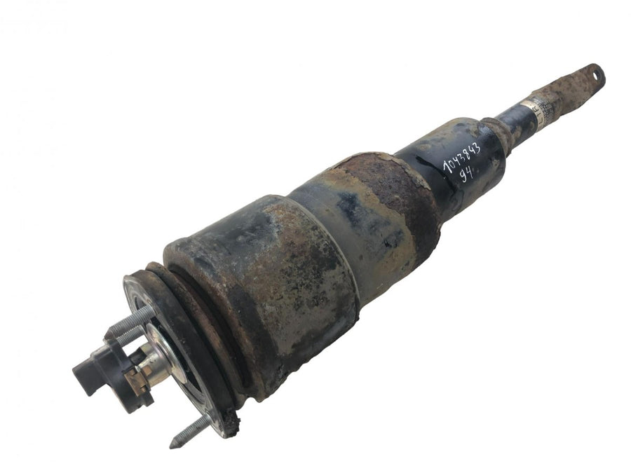 4801050150 Air shock absorber front right LEXUS LS (XF40) (2006-2017)