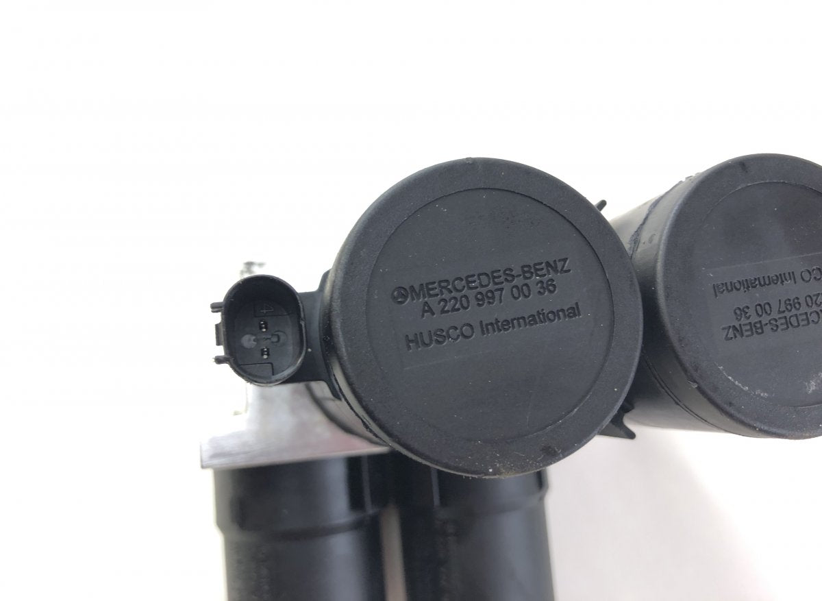 A2203200358 A2203201258 Air suspension / self-levelling suspension, other MERCEDES-BENZ SL-CLASS (R230) (2001-2012)