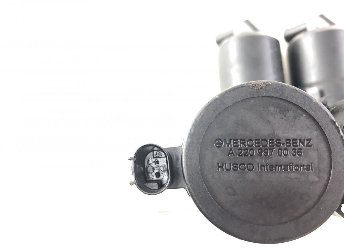 A2203200358 A2203201258 Air suspension / self-levelling suspension, other MERCEDES-BENZ SL-CLASS (R230) (2001-2012)