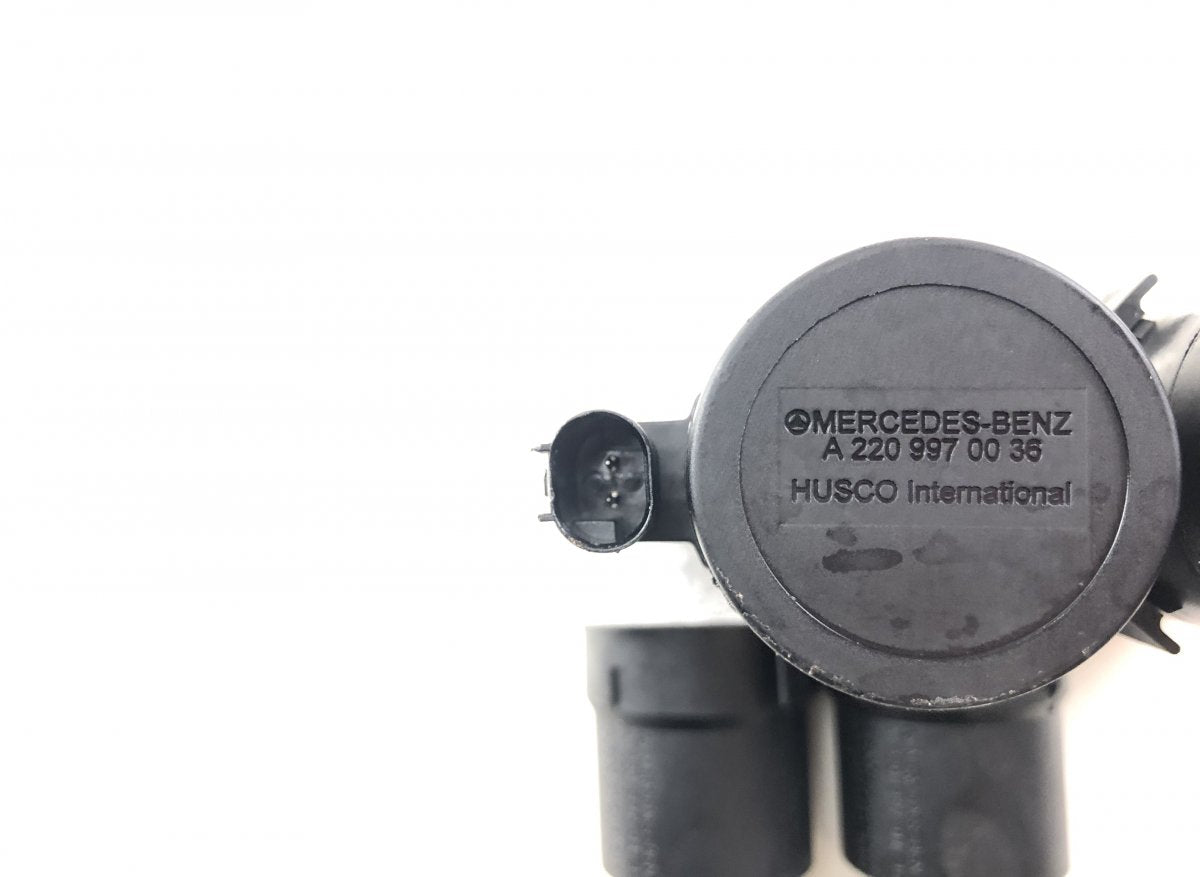 A2203200358 A2203201258 Air suspension / self-levelling suspension, other MERCEDES-BENZ SL-CLASS (R230) (2001-2012)