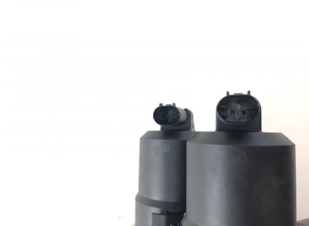 A2203200358 A2203201258 Air suspension / self-levelling suspension, other MERCEDES-BENZ SL-CLASS (R230) (2001-2012)