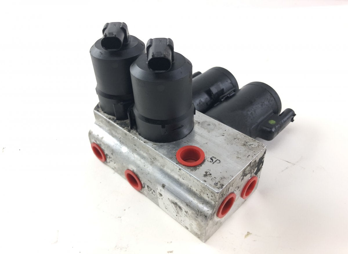 A2203200358 A2203201258 Air suspension / self-levelling suspension, other MERCEDES-BENZ SL-CLASS (R230) (2001-2012)