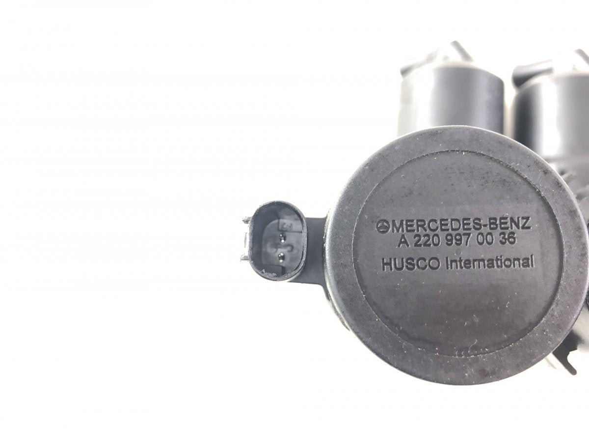 A2203200358 A2203201258 Air suspension / self-levelling suspension, other MERCEDES-BENZ SL-CLASS (R230) (2001-2012)