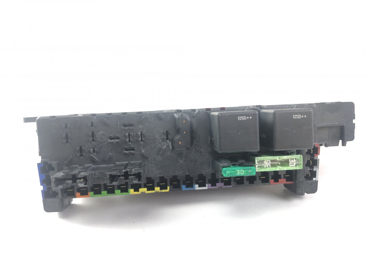05045139 05045135 05045131 Fuse box MERCEDES-BENZ SL-CLASS (R230) (2001-2012)