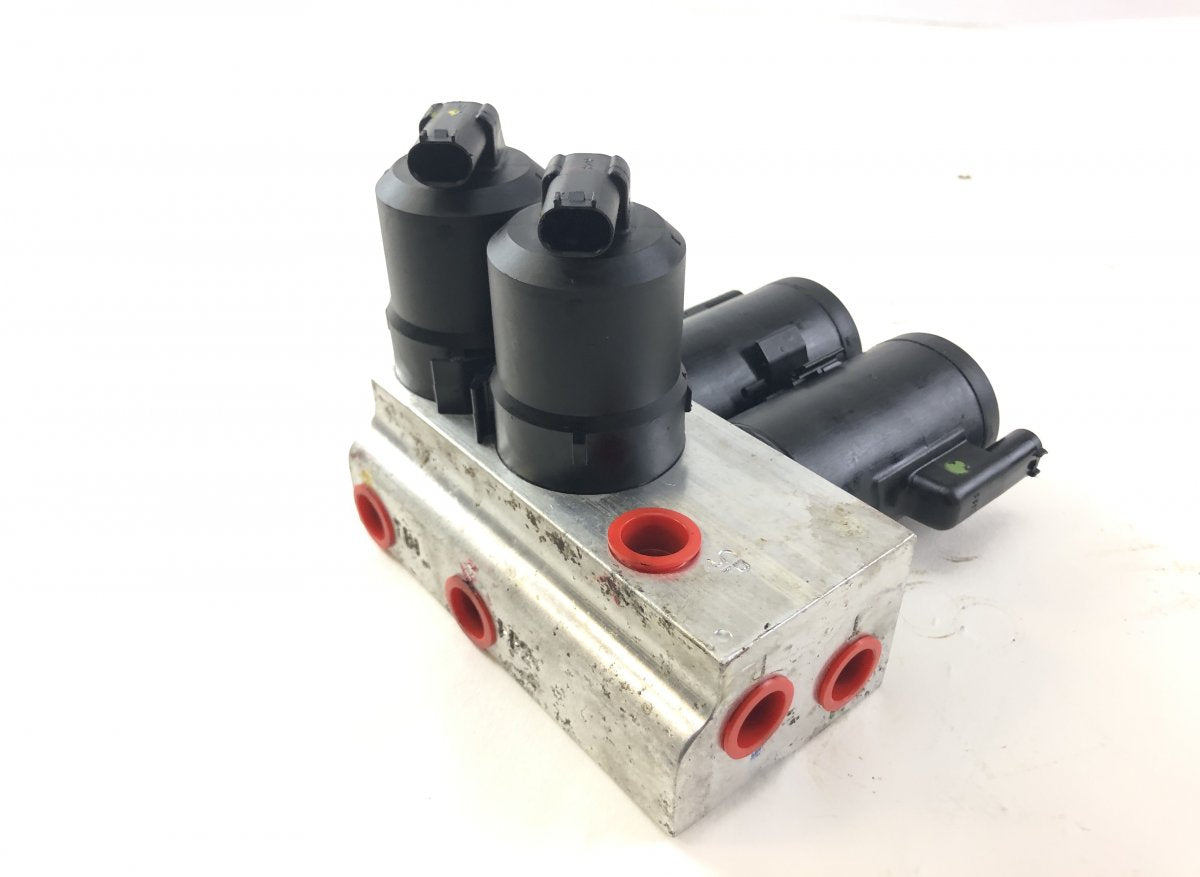 A2203200358 A2203201258 Air suspension / self-levelling suspension, other MERCEDES-BENZ SL-CLASS (R230) (2001-2012)