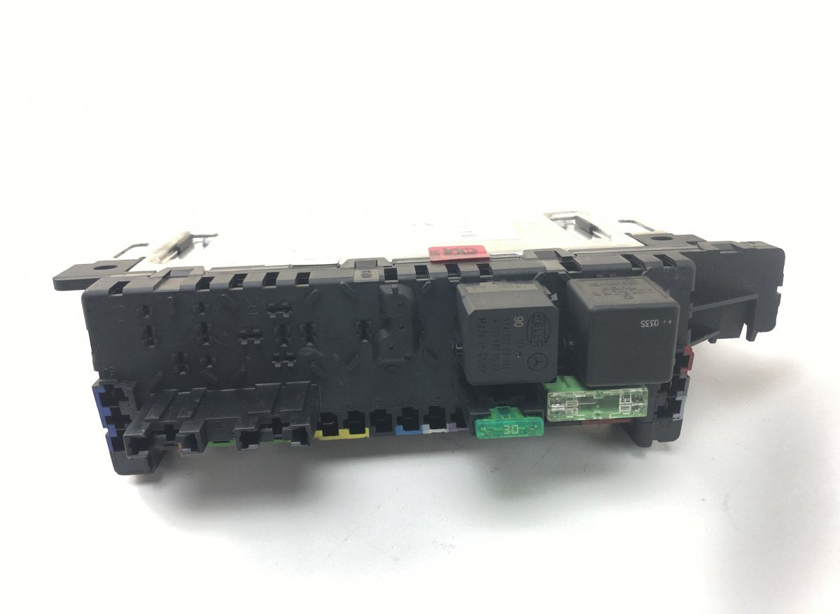 05045139 05045135 05045131 Fuse box MERCEDES-BENZ SL-CLASS (R230) (2001-2012)