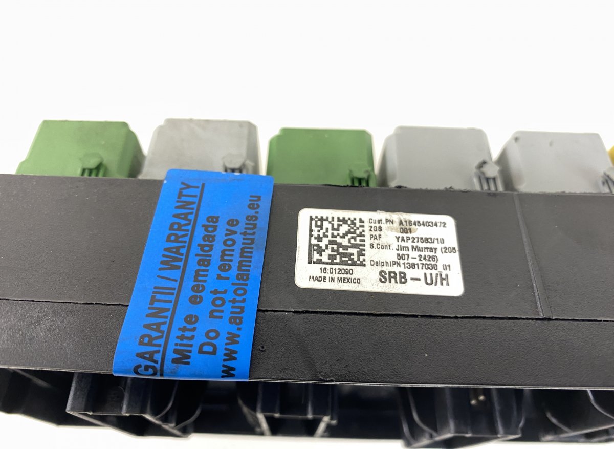 A1645403472 Fuse box MERCEDES-BENZ R-CLASS (W251) (2006-2013)