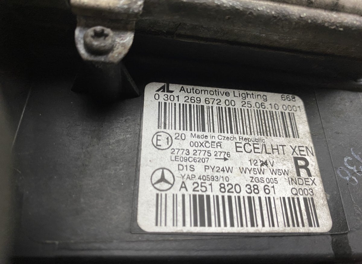 A2518207661 Headlight right MERCEDES-BENZ R-CLASS (W251) (2006-2013)