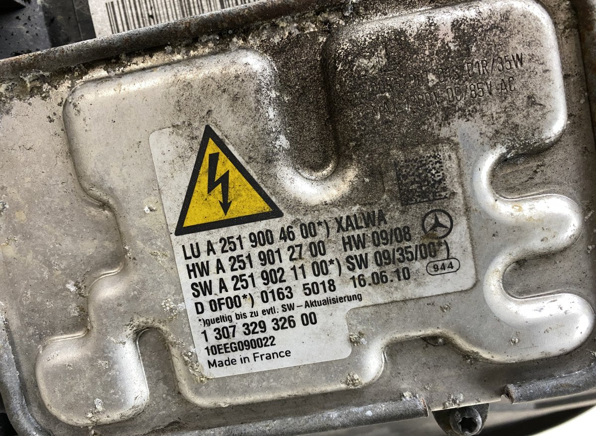 A2518207561 030126967100 Headlight left MERCEDES-BENZ R-CLASS (W251) (2006-2013)