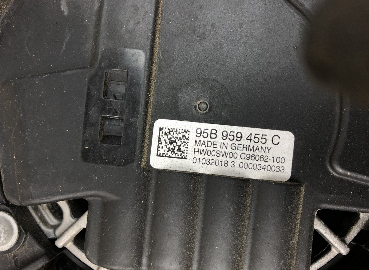 95B121003E Radiator Fan Electric PORSCHE MACAN I (95B) (2014-2024)
