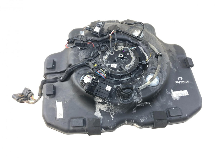 F01C190140 AdBlue tank PORSCHE CAYENNE II (2010-2017)