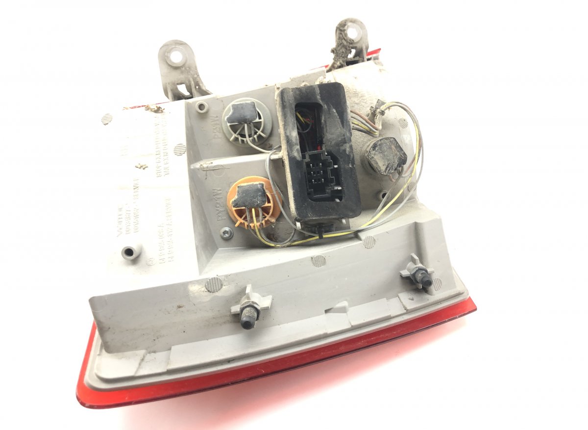 5E9945112A Tail light, right SKODA OCTAVIA III (5E) (2012-2019)