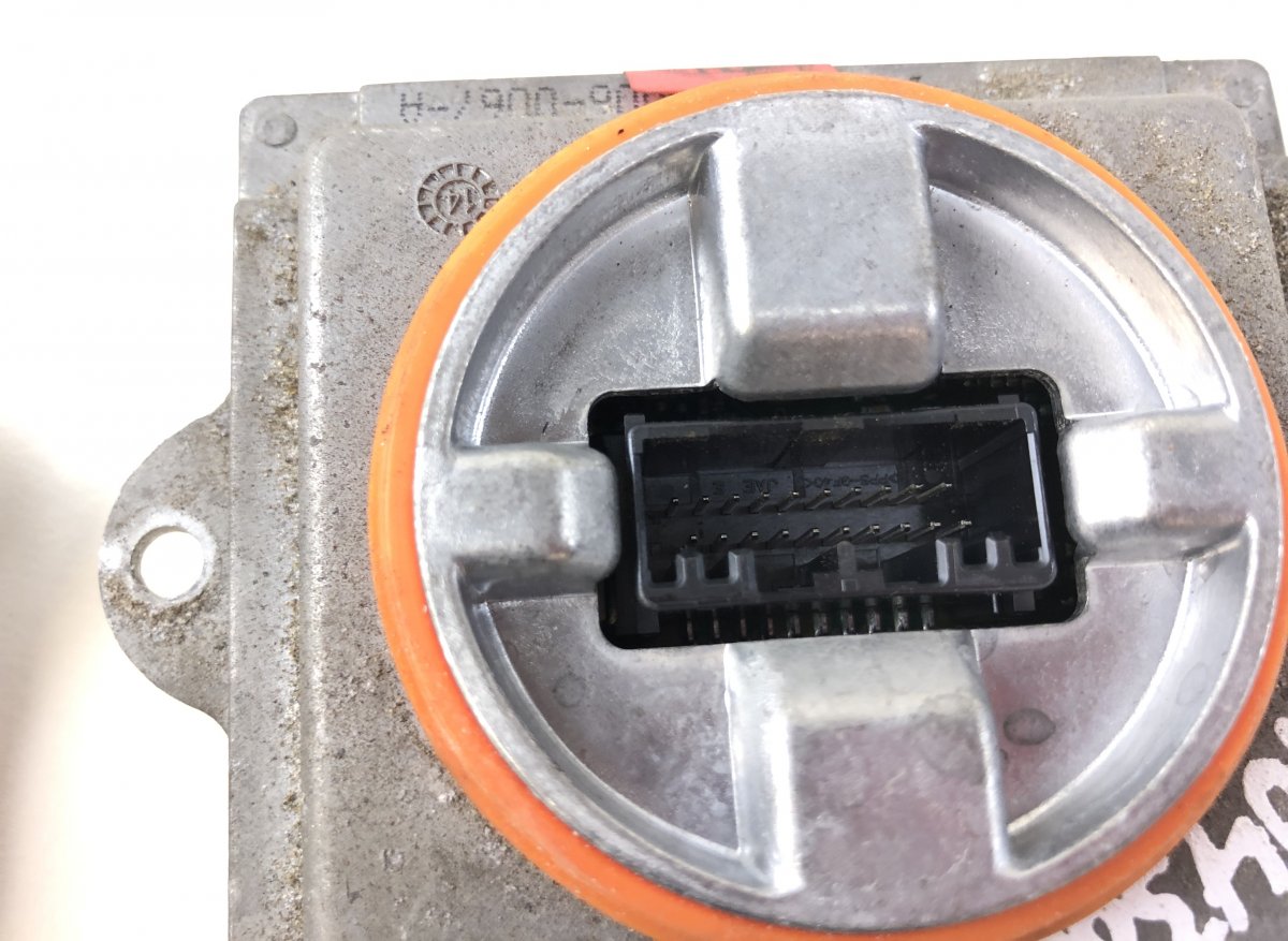 89089352 90042671 L90035854 Xenon headlight control unit set JEEP GRAND CHEROKEE IV (WK, WK2) (2010-2021)