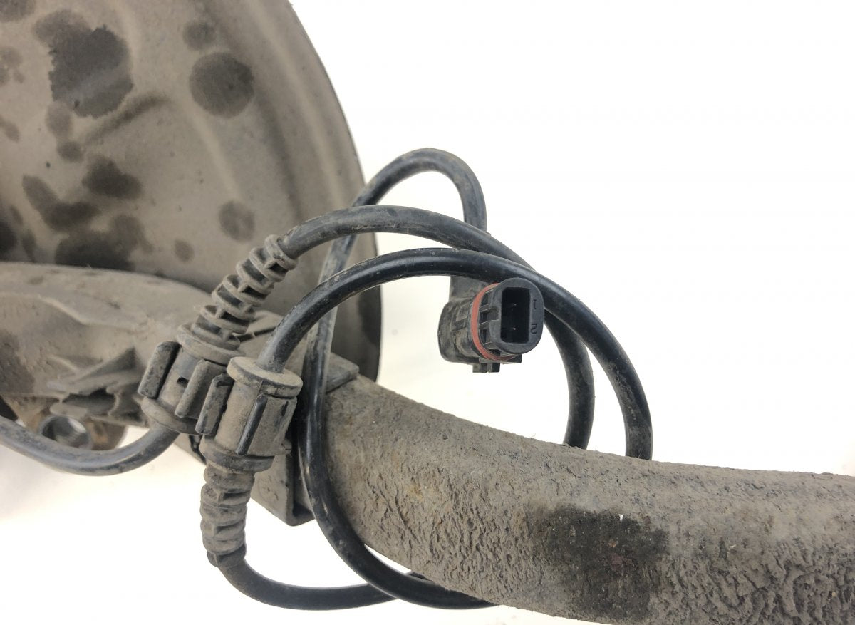 A2113306520 Wheel bearing housing front right MERCEDES-BENZ SL-CLASS (R230) (2001-2012)