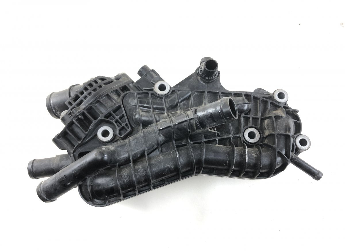 31439559 Thermostat housing VOLVO XC40 / EX40 / EC40 (536, 539) (2017-)