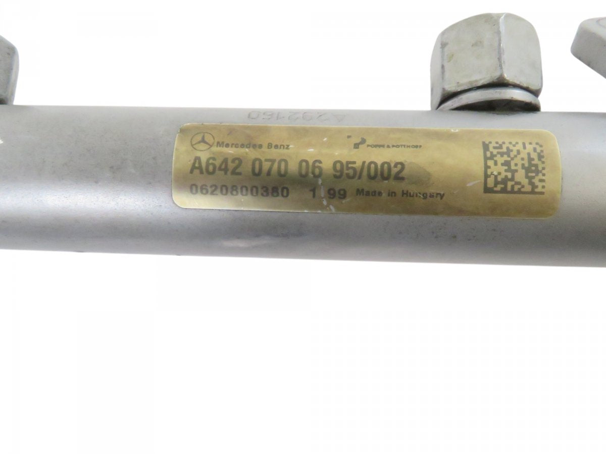 A6420700695 A6420700495 Fuel Distributor / fuel rail MERCEDES-BENZ E-CLASS (W211) (2002-2009)