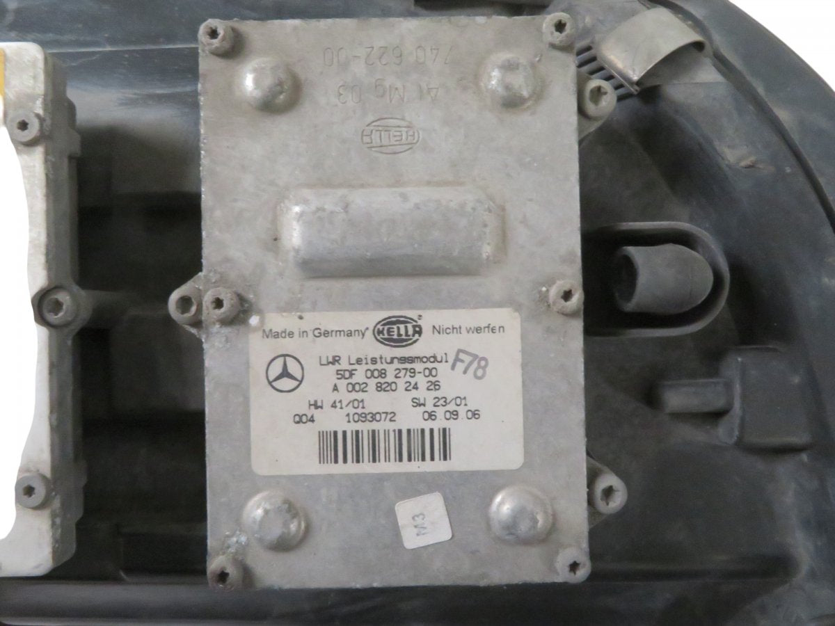A2118201461 Headlight right MERCEDES-BENZ E-CLASS (W211) (2002-2009)