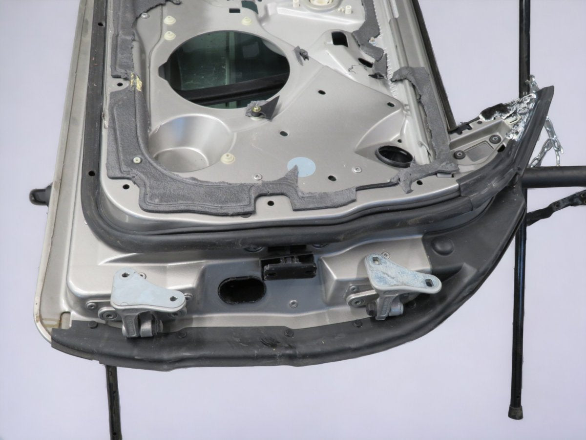 A2307200505 A2307220110 Door Front Left MERCEDES-BENZ SL-CLASS (R230) (2001-2012)