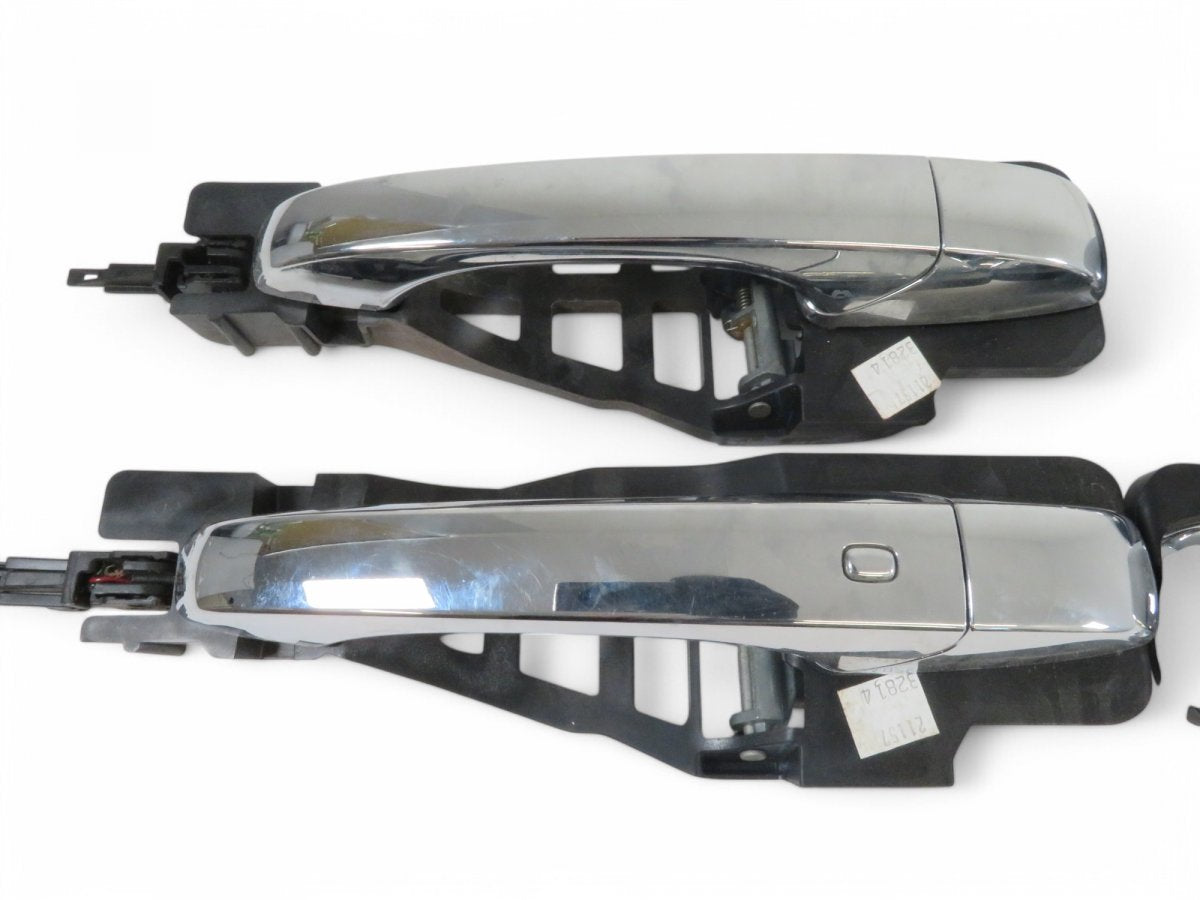 04589881AH 04589884AH 55113686AE 68018959AC Door Handle Exterior Front Left JEEP GRAND CHEROKEE IV (WK, WK2) (2010-2021)