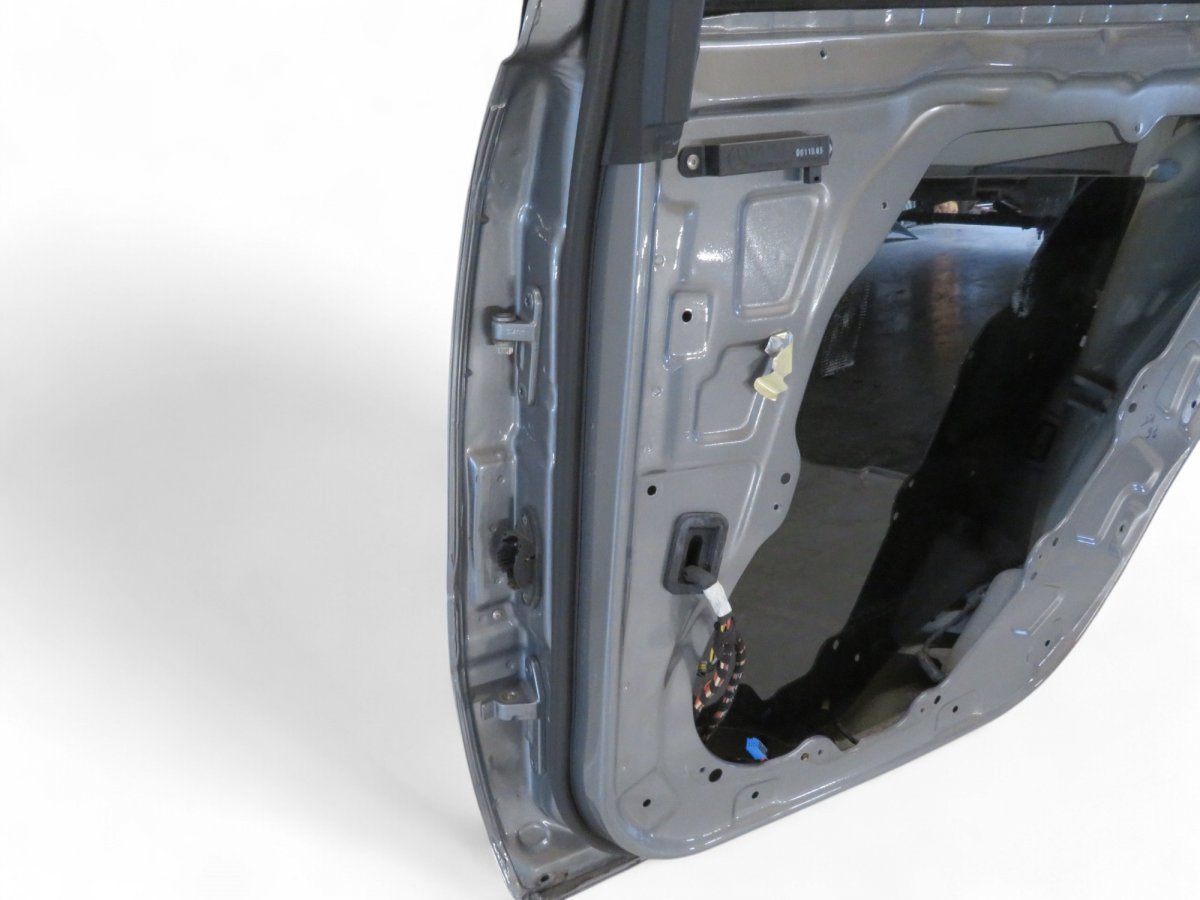 A1647301005 Door Rear Right MERCEDES-BENZ GL-CLASS (X164) (2006-2012)
