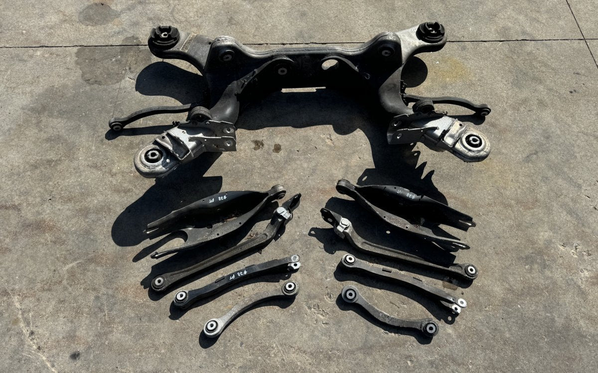 A2303506900 A2303501106 R2303521805 R2303520205 A2303500429 A2303520101 Rear axle Beam MERCEDES-BENZ SL-CLASS (R230) (2001-2012)