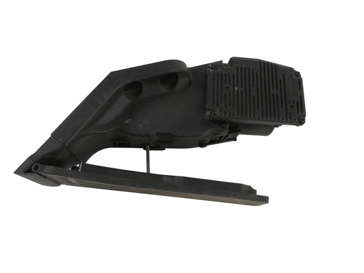 A2223002300 A2223002800 A2223003400 Accelerator Pedal MERCEDES-BENZ C-CLASS (W205) (2013-2021)