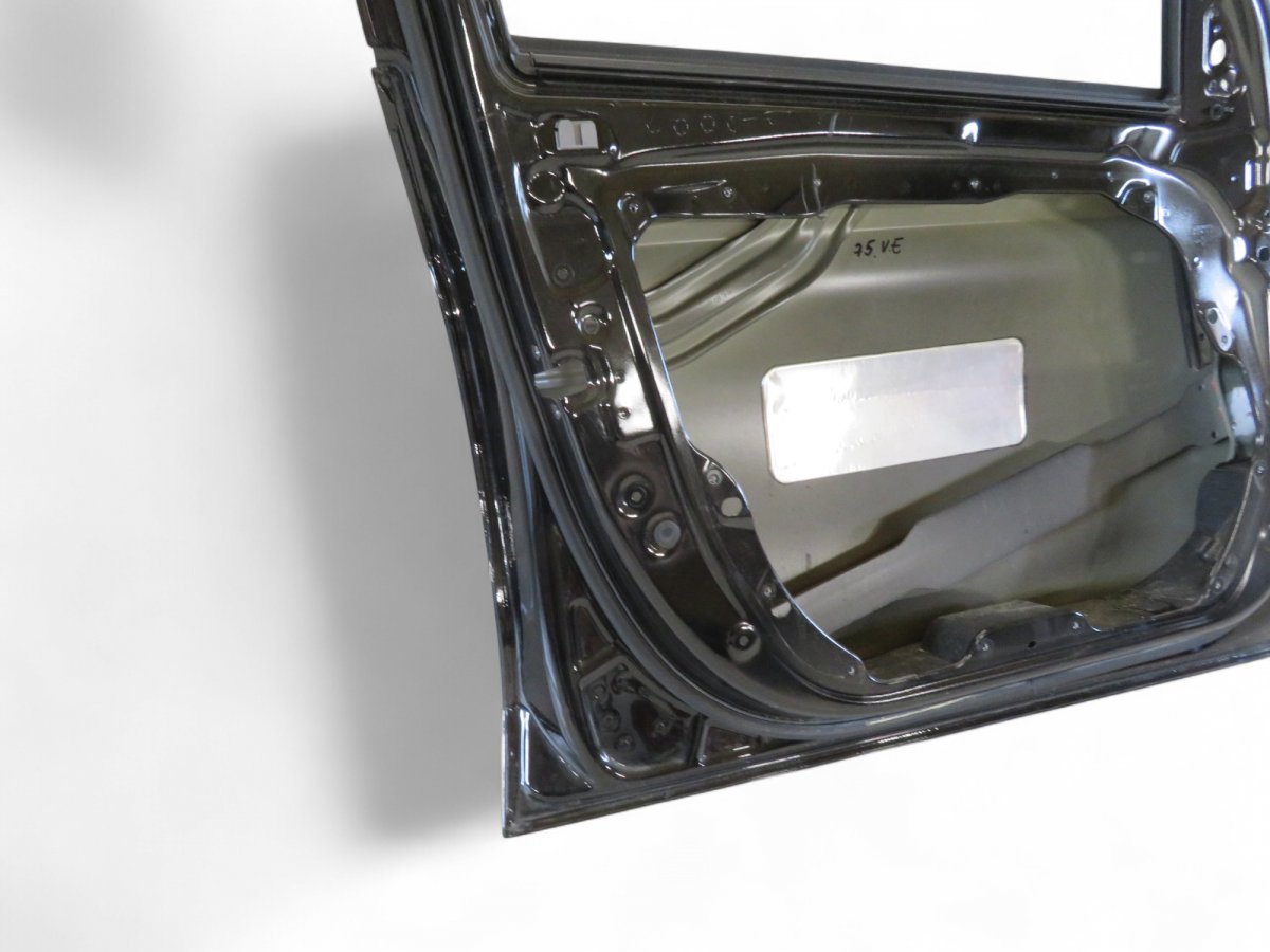 A2057200105 Door Front Left MERCEDES-BENZ C-CLASS (W205) (2013-2021)