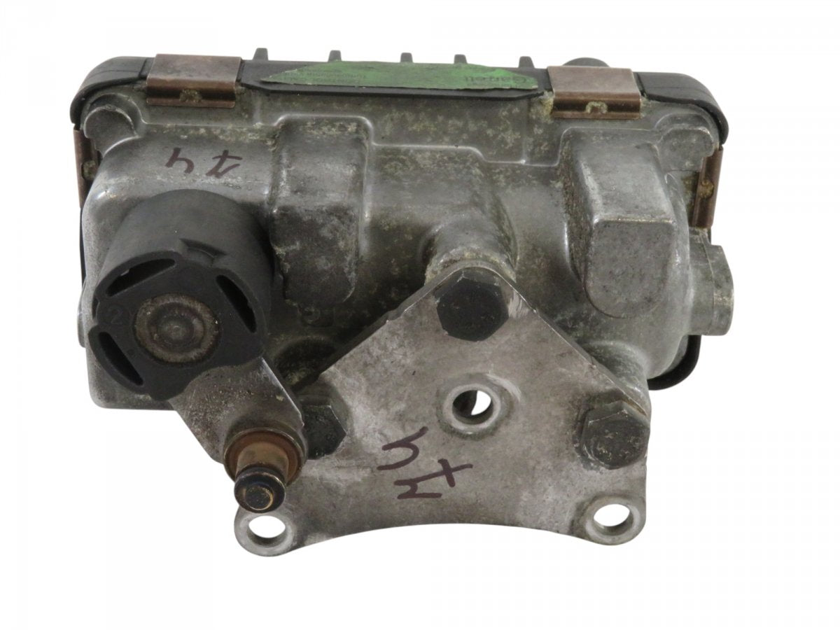 6NW009543 A6420900286 A6420900086 Turbocharger control valve / actuator MERCEDES-BENZ R-CLASS (W251) (2006-2013)
