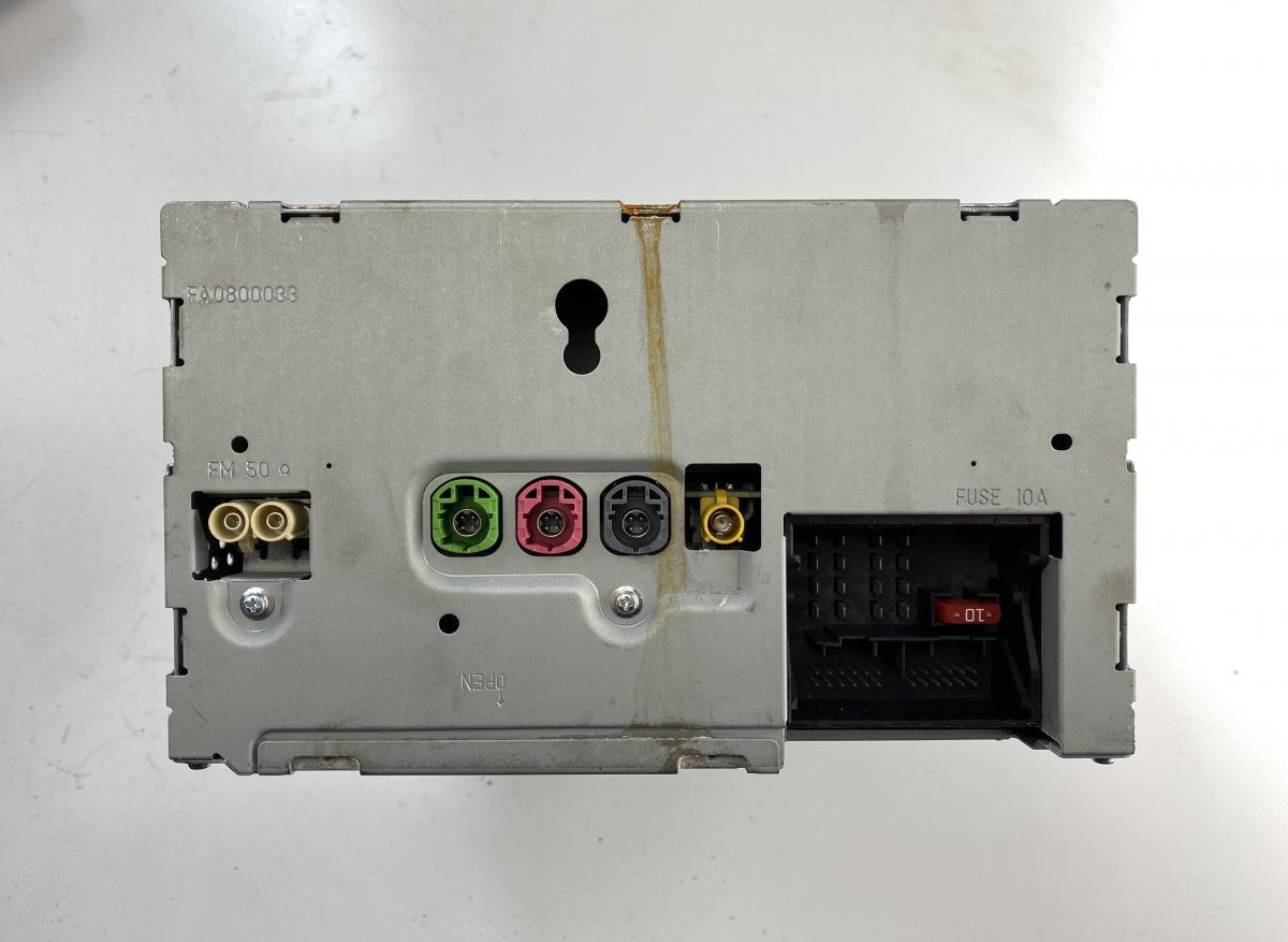 A2469000012 A2469019901 A2469000012 Radio MERCEDES-BENZ B-CLASS (W246, W242) (2011-2018)