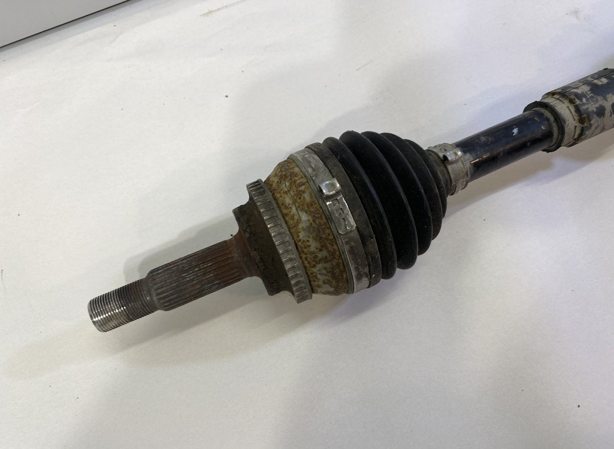 Drive Shaft Front Right TOYOTA AVENSIS (T250) (2003-2008)