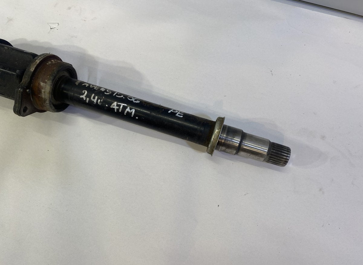 Drive Shaft Front Right TOYOTA AVENSIS (T250) (2003-2008)
