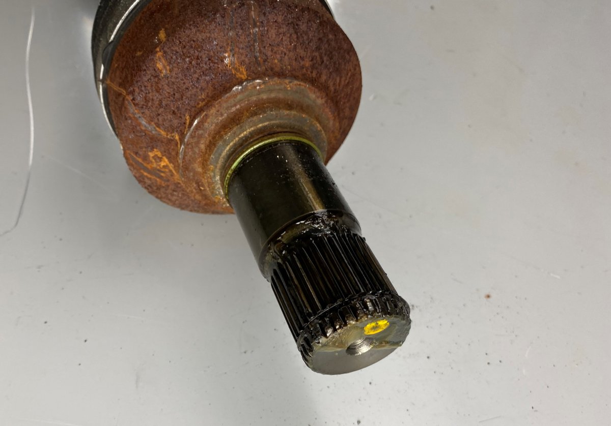 Drive Shaft Front Left VOLVO XC60 I (2008-2017)