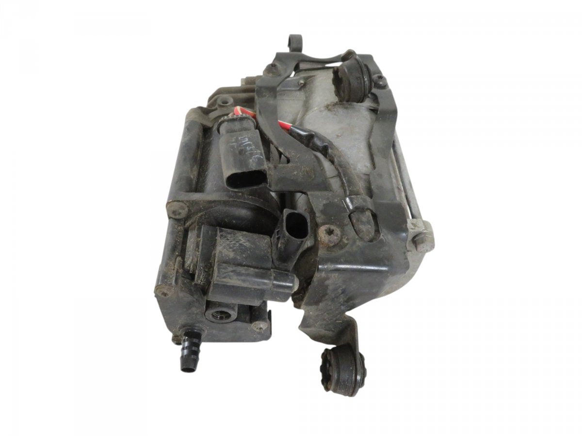 A2053200104 A0993200004 Air Suspension Compressor MERCEDES-BENZ C-CLASS (W205) (2013-2021)