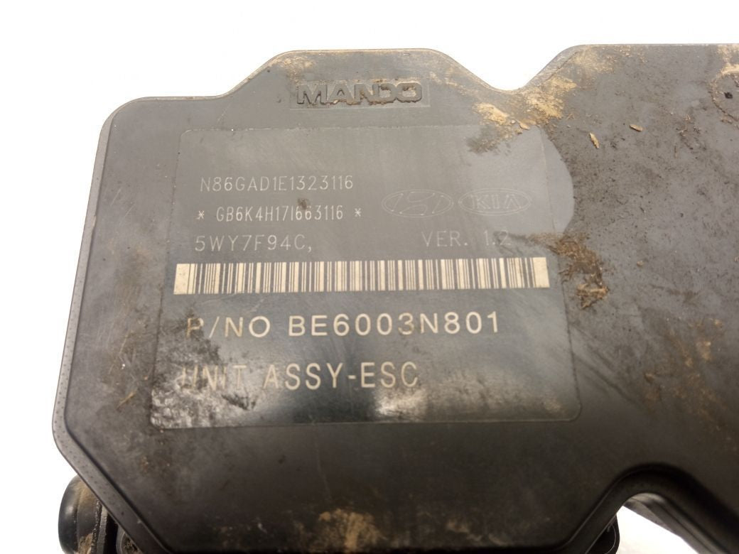 ABS hydraulic unit / pump KIA SORENTO II (XM) (2009-2015)