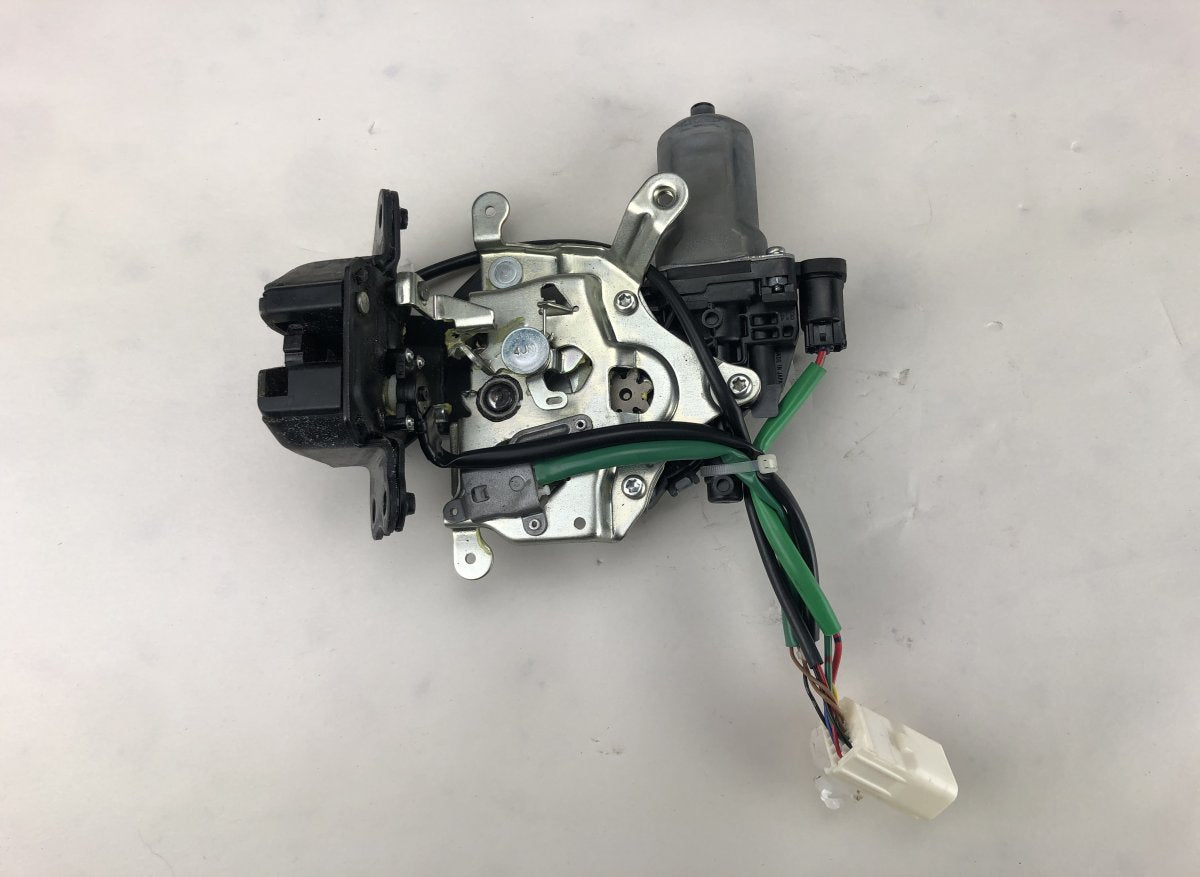 Bootlid / tailgate lock MITSUBISHI OUTLANDER III (GG, GF, ZJ, ZK, ZL) (2012-2021)