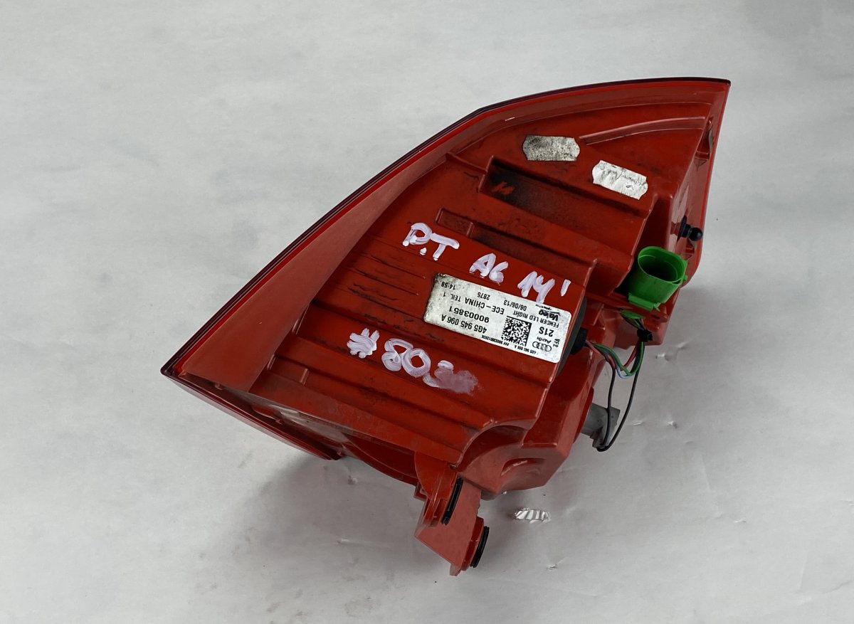 Tail light, right AUDI A6 / A6 ALLROAD (C7, 4G) (2010-2018)