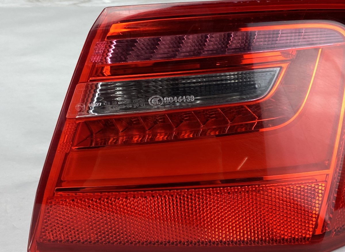 Tail light, right AUDI A6 / A6 ALLROAD (C7, 4G) (2010-2018)